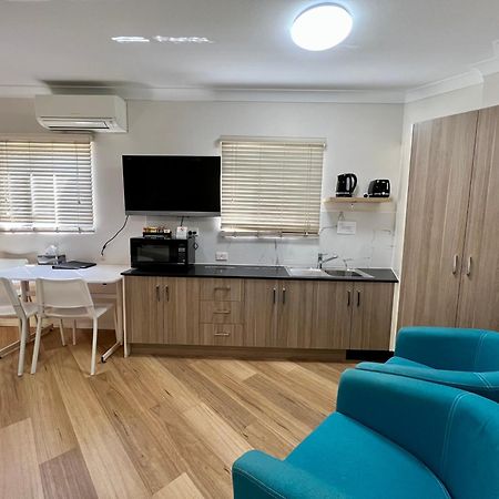 Benson Court Motel Бризбейн Екстериор снимка