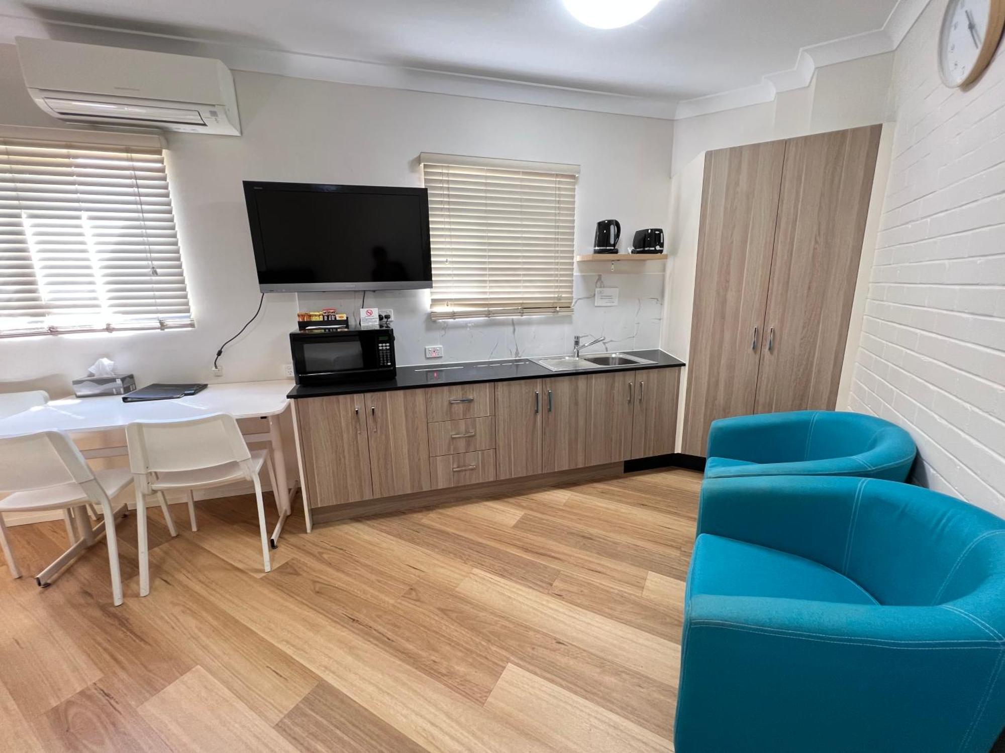 Benson Court Motel Бризбейн Екстериор снимка