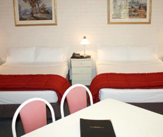 Benson Court Motel Бризбейн Екстериор снимка