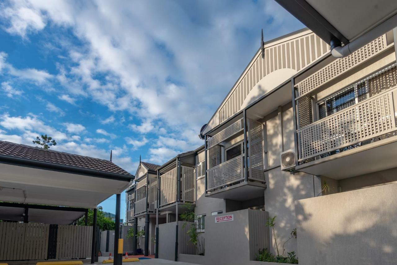 Benson Court Motel Бризбейн Екстериор снимка