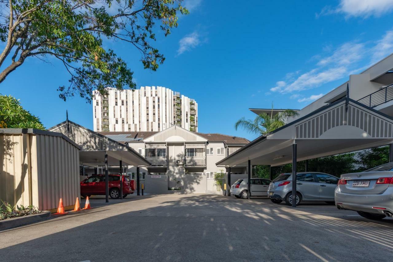 Benson Court Motel Бризбейн Екстериор снимка